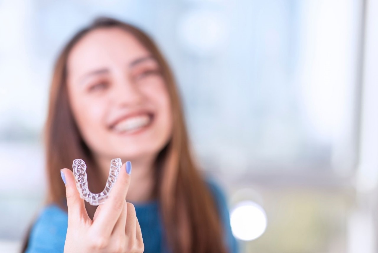 Alinhadores invisíveis: Tudo o que você precisa saber sobre essa inovação ortodôntica.